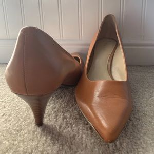 Nine West kitten heel pointed toe cognac brown 8.5